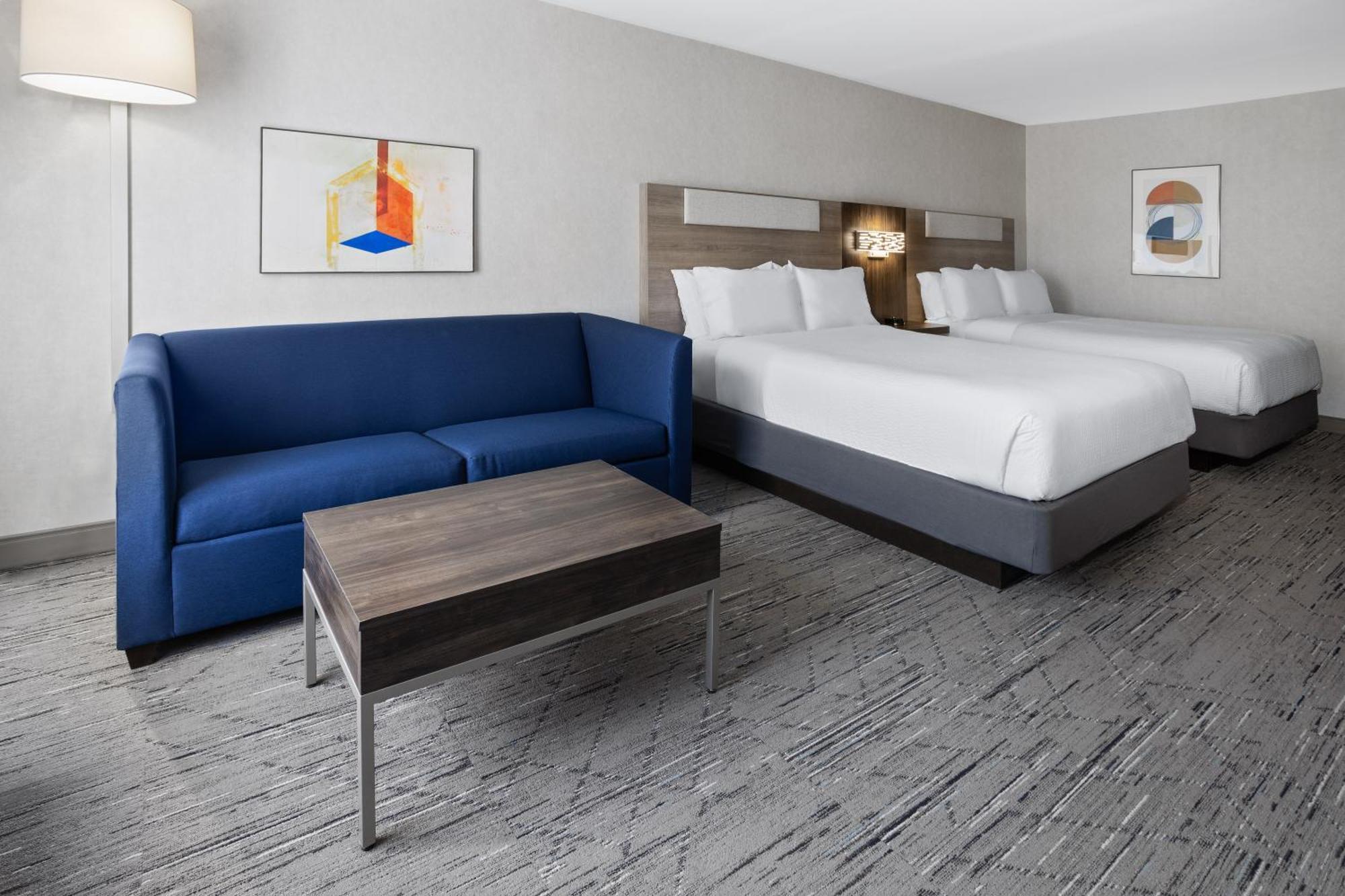 Holiday Inn Express Hotel & Suites Brattleboro By Ihg Екстер'єр фото