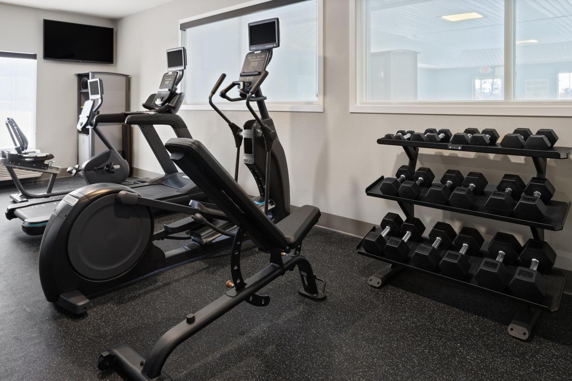 Holiday Inn Express Hotel & Suites Brattleboro By Ihg Екстер'єр фото